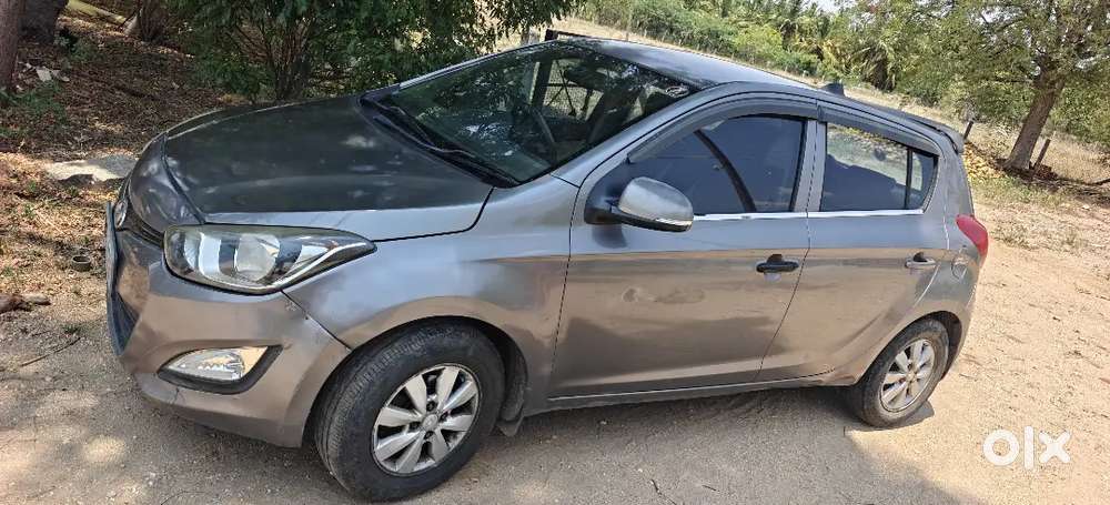 Hyundai I20 Sportz 2012
