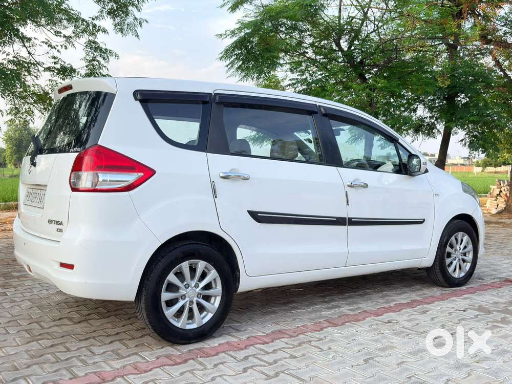 Maruti Suzuki Ertiga 1.5 Zxi, 2013, Petrol