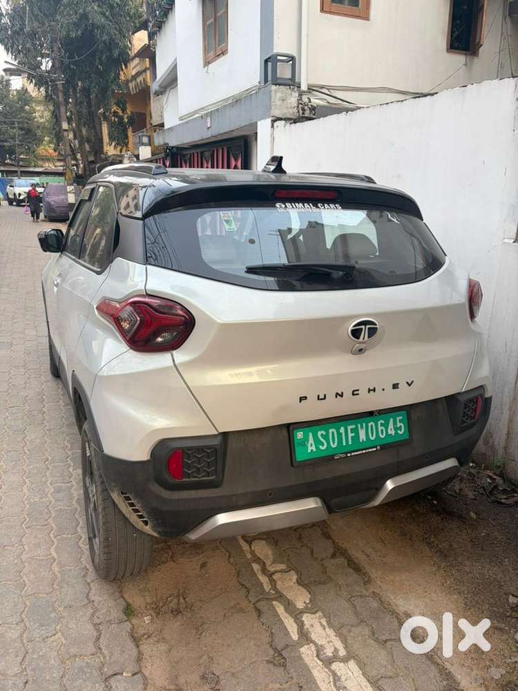 Top Variant Tata Punch Ev