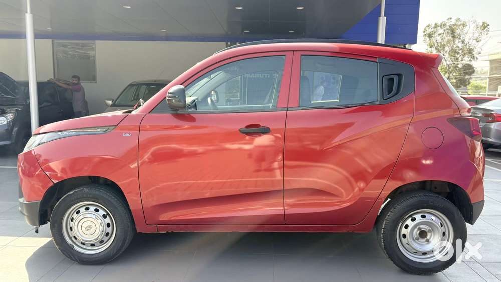 Mahindra Kuv 100, 2016, Petrol