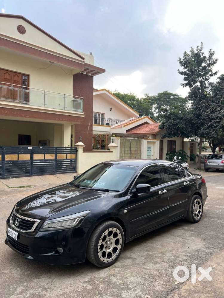 Honda Accord 2.4 Manual, 2009, Petrol