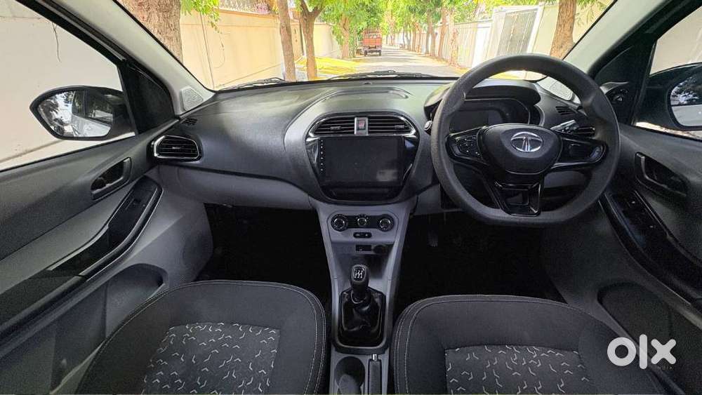 Tata Tiago 1.2 Revotron Xt (o), 2023, Petrol