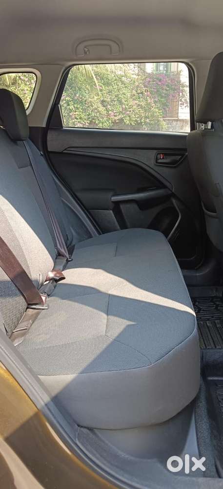 Maruti Suzuki Brezza 1.5 Vxi At Smart Hybrid, 2024, Petrol