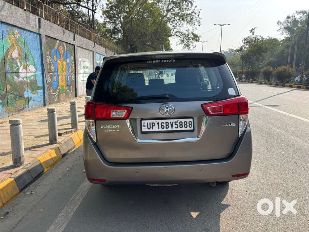 Toyota Innova Crysta