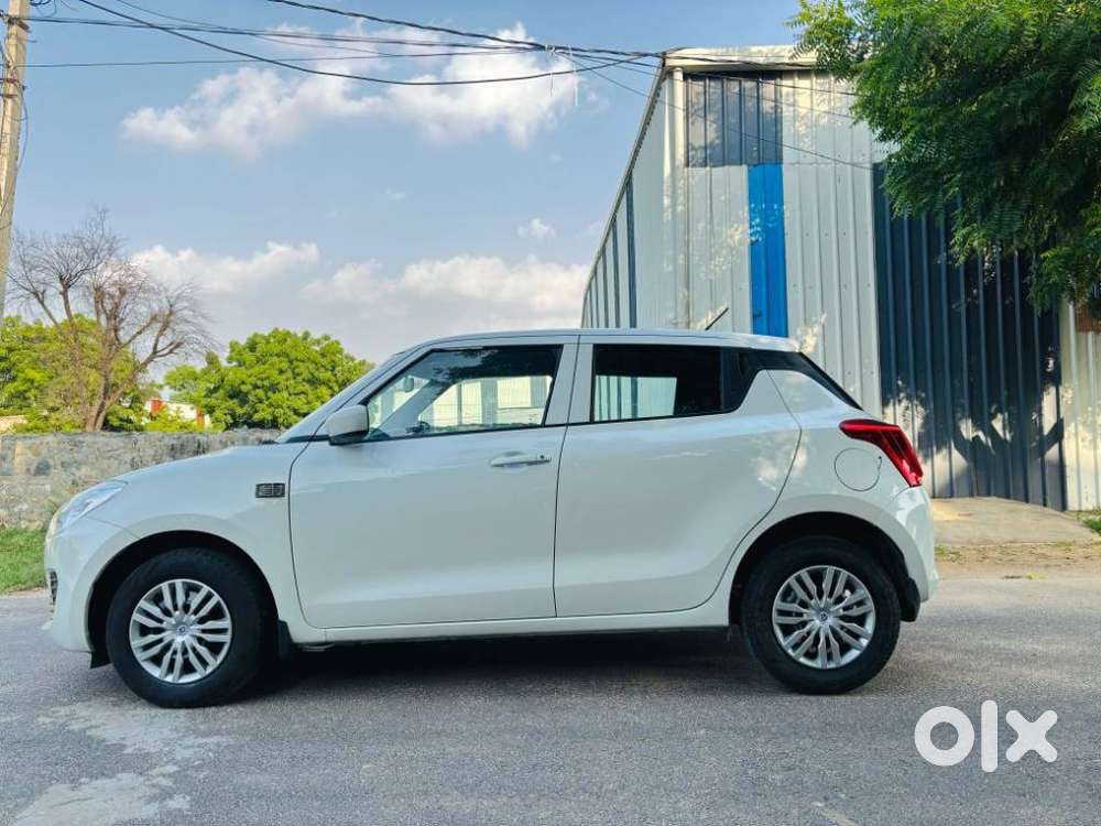 Maruti Suzuki Swift Lxi Optional-o, 2023, Petrol