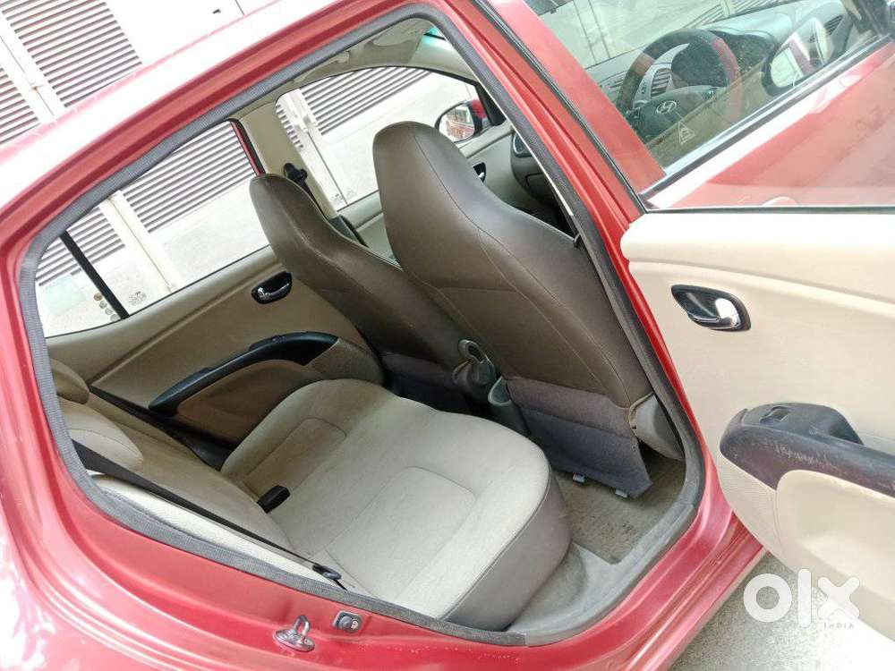 Hyundai I10 [2010-2017] 1.2 Asta At With Sunroof, 2010, Petrol