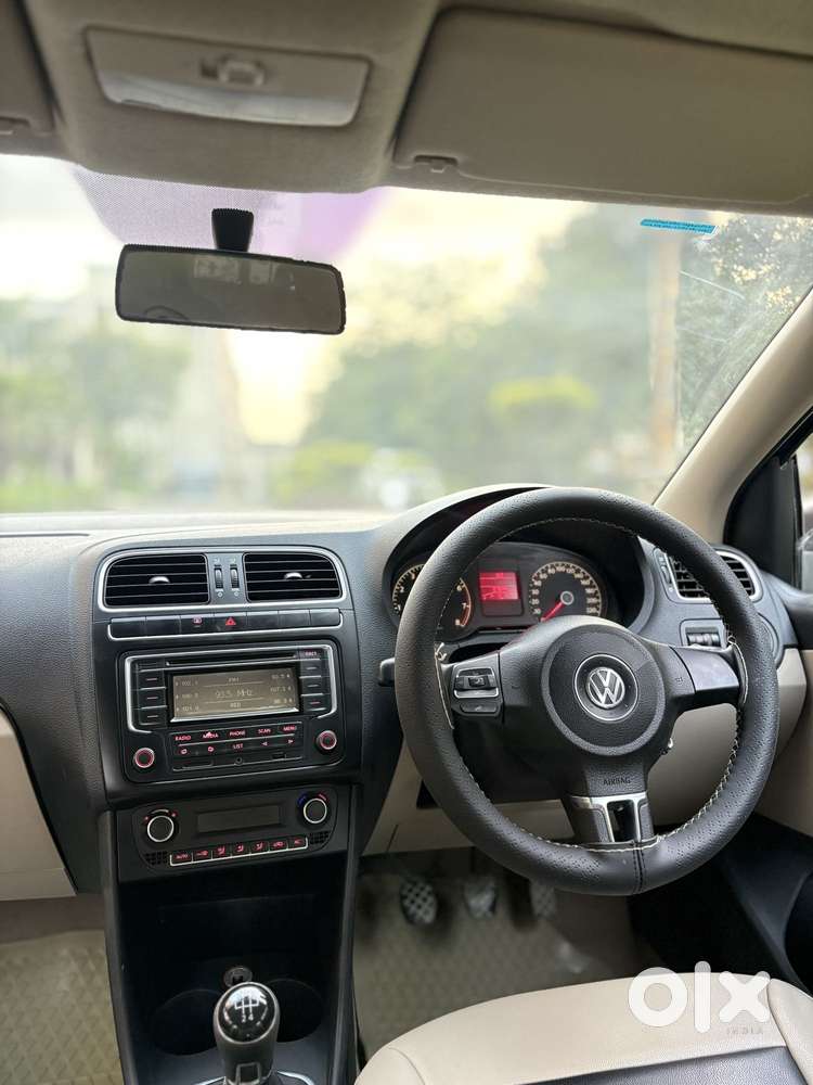 Volkswagen Polo Petrol Highline 1.2l, 2013, Petrol