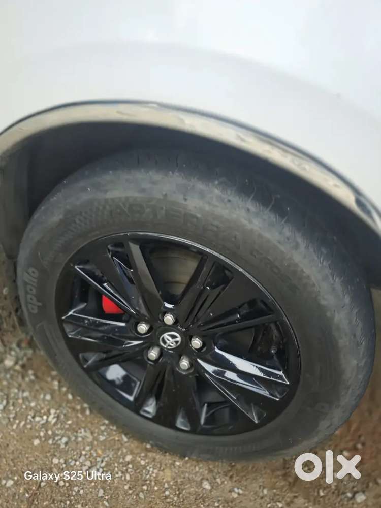 Toyota Innova Crysta 2019 2.4z