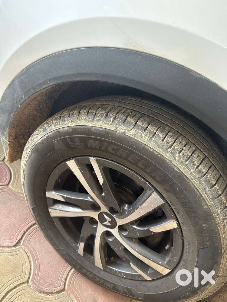 Mahindra Xuv700 Diesel 2022
