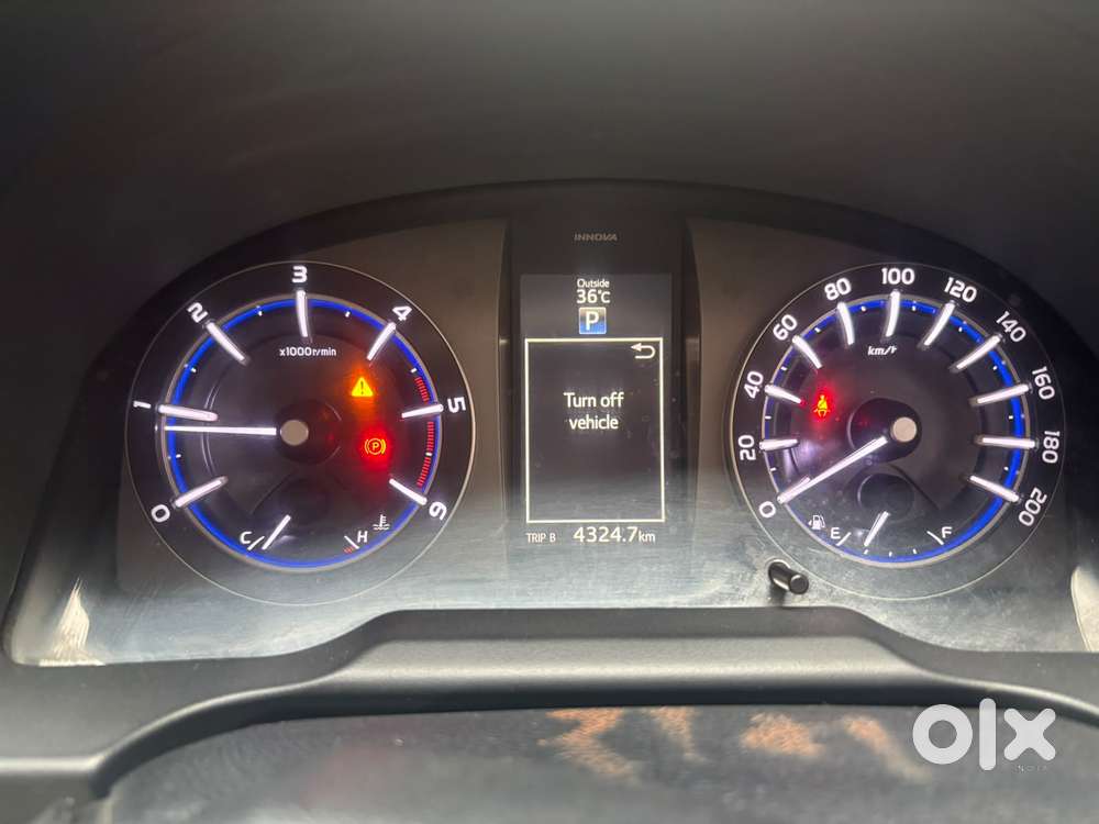 Toyota Innova Crysta 2.8z Automatic, 2016, Diesel