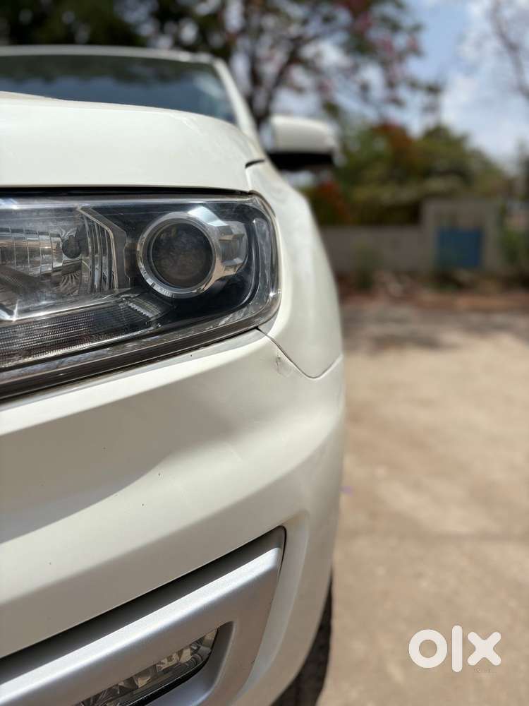 Ford Endeavour 3.2 Trend At 4x4, 2016, Diesel