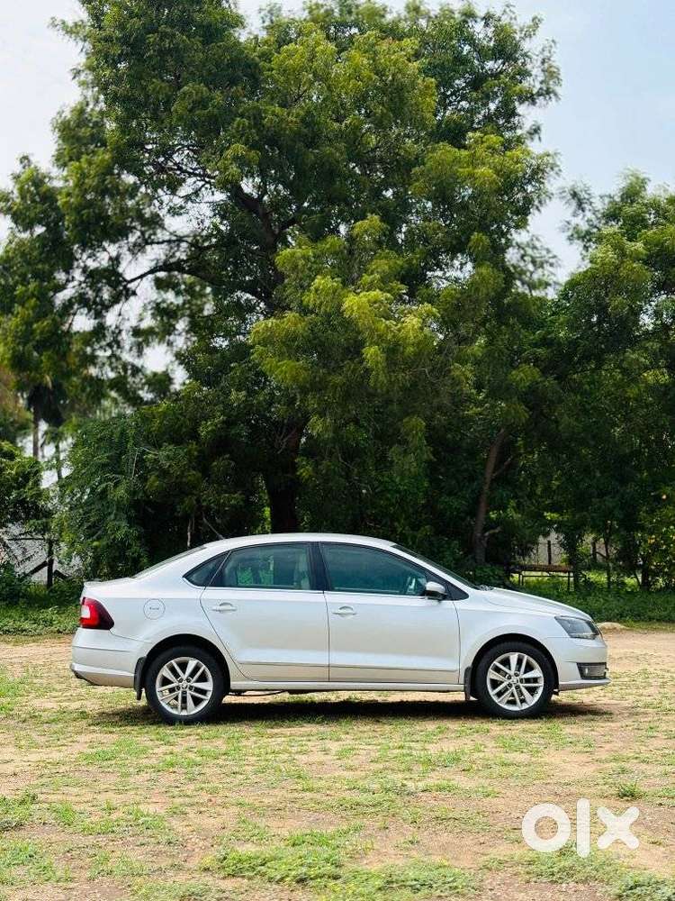 Skoda Rapid, 2020, Petrol