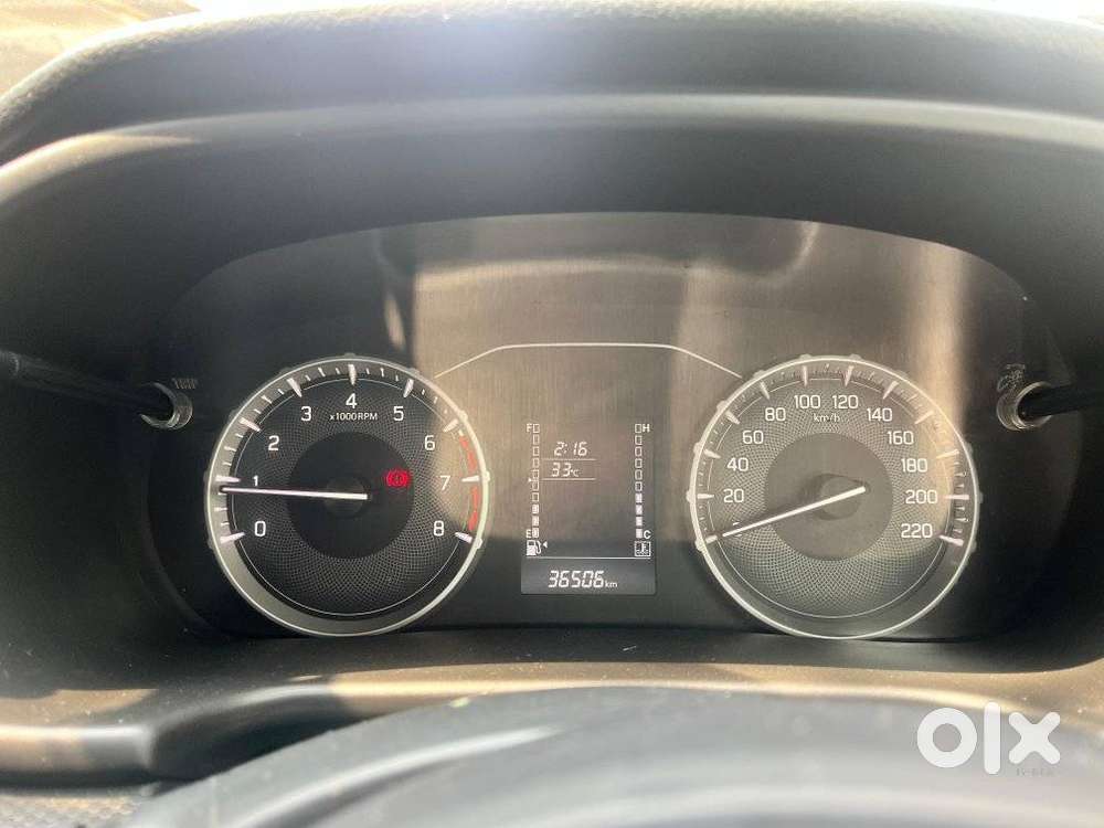 Maruti Suzuki Brezza 1.5 Vxi Smart Hybrid, 2024, Petrol