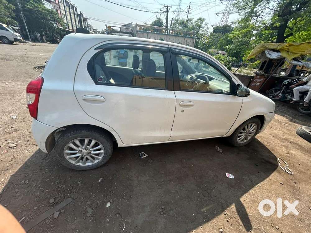 Toyota Etios Liva 2013