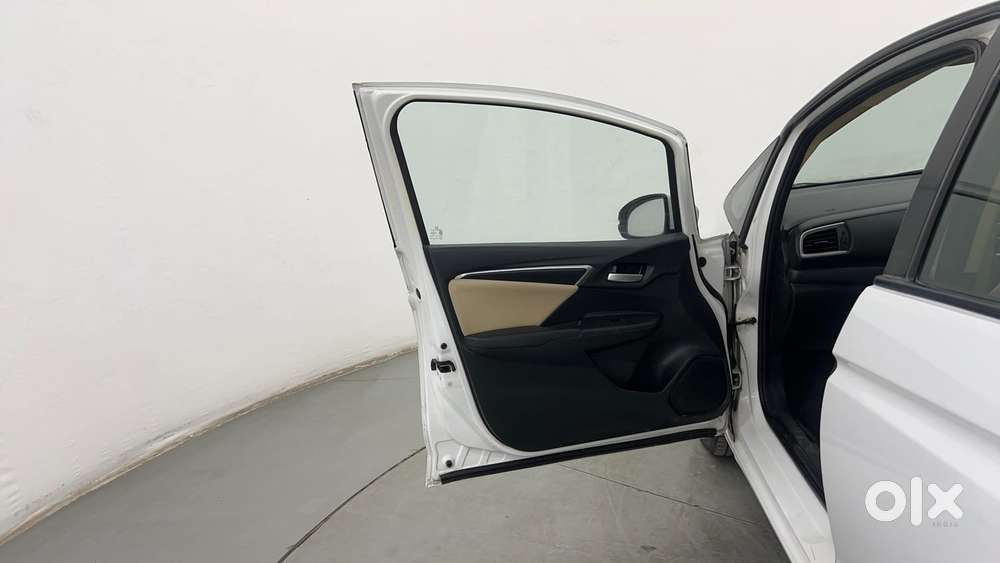 Honda Jazz V At I-vtec, 2015, Petrol