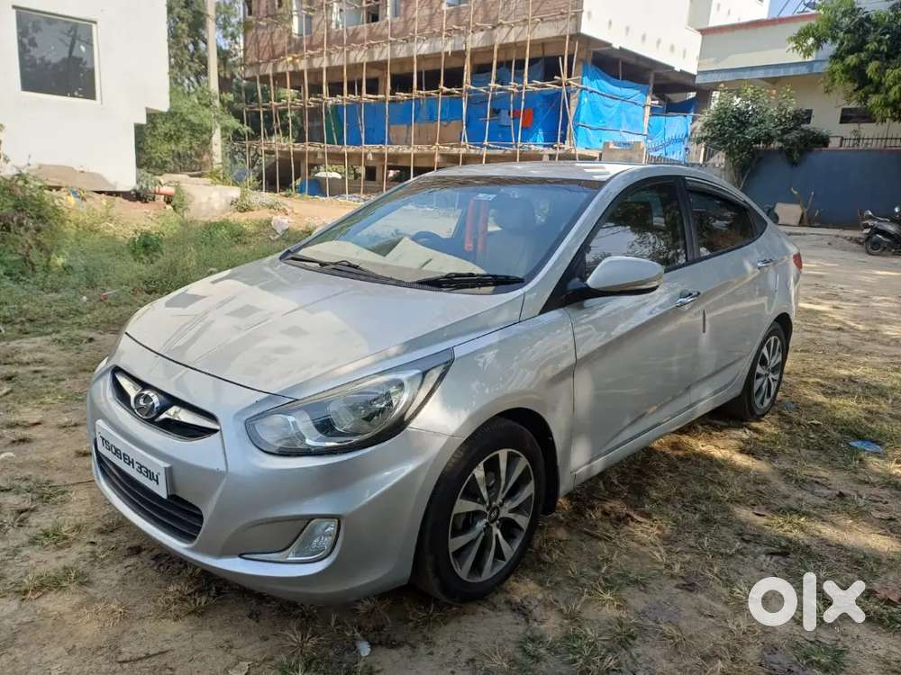 Hyundai New Elantra 2013 Petrol Well Maintained