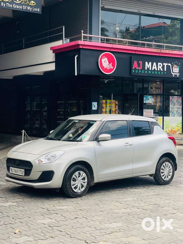 Maruti Suzuki Swift Vxi Optional, 2020, Petrol