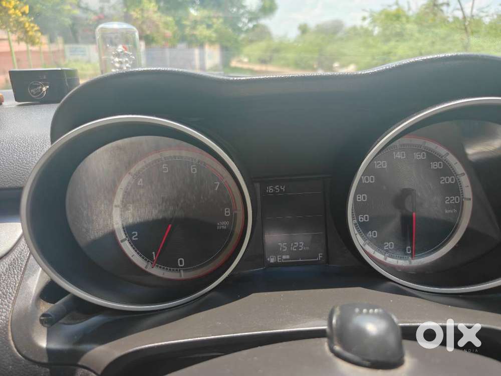 Swift 2021- Vxi Manual Petrol Magma Grey