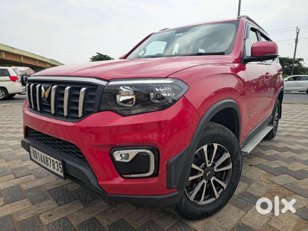 Mahindra Scorpio N Z4 Petrol Mt 7 Str, 2024, Petrol