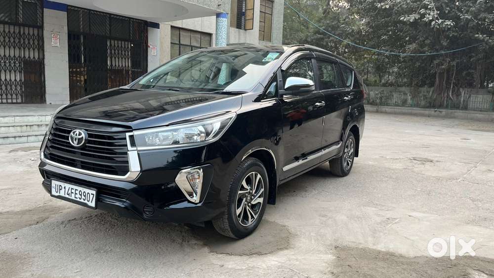 Toyota Innova Crysta 2.4 G Mt 7 Str, 2022, Diesel