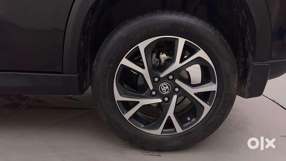 Toyota Urban Cruiser Hyryder 1.5 V Neo Drive At, 2025, Petrol