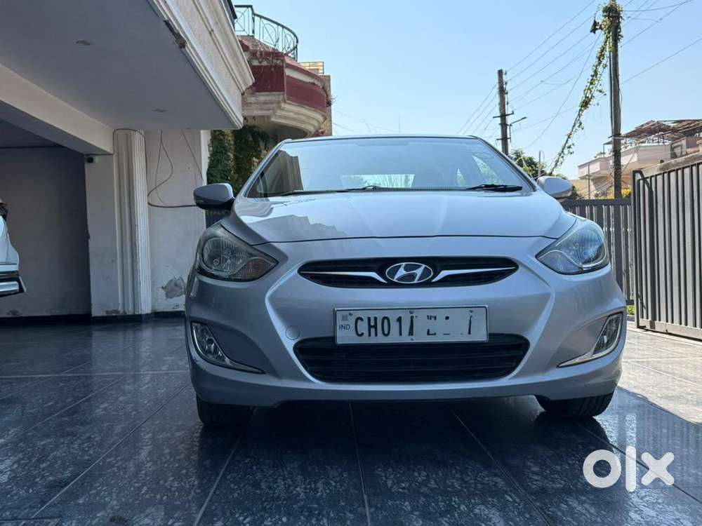Hyundai Fluidic Verna 2012 Petrol 89k Km Driven Well Maintained
