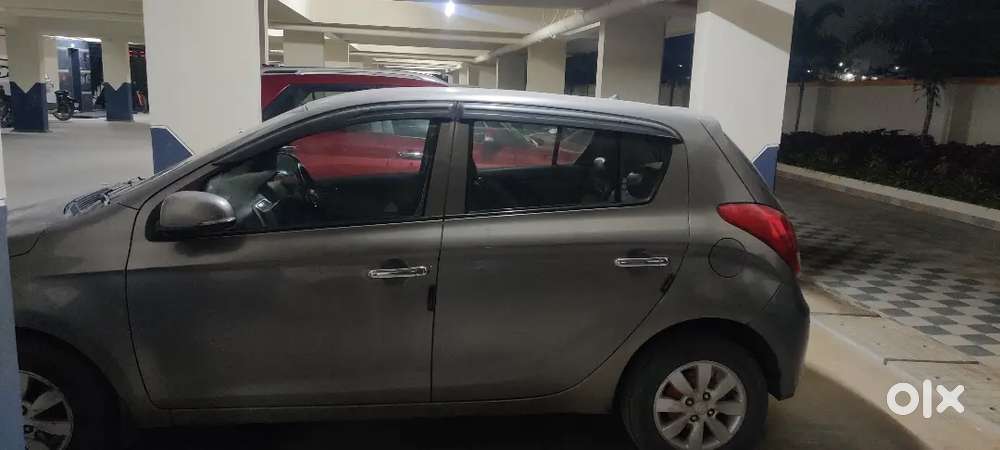 Hyundai I20 Sportz 2012