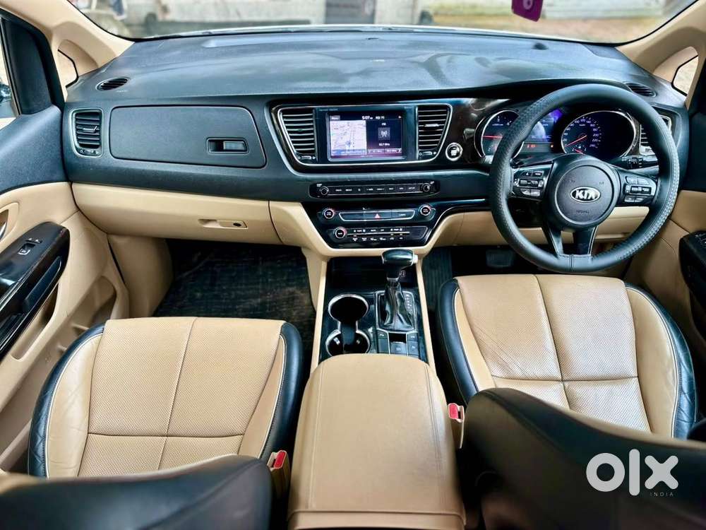 Kia Carnival Limousine Plus 7 Str, 2021, Diesel