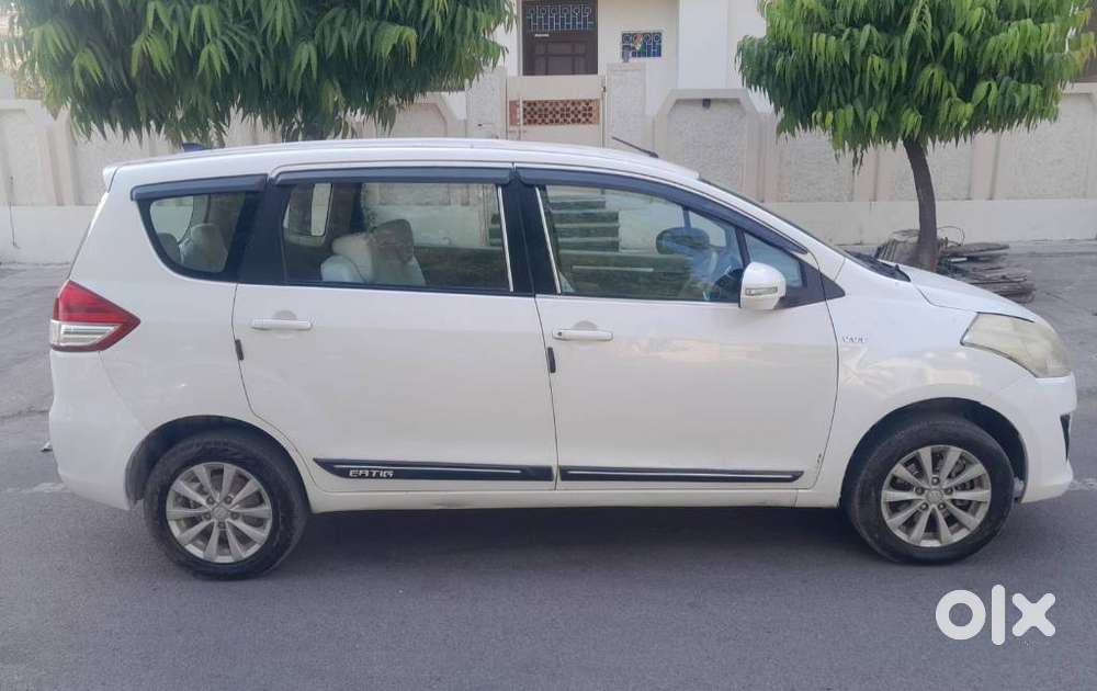 Maruti Suzuki Ertiga 2012-2015 Zxi, 2013, Cng & Hybrids