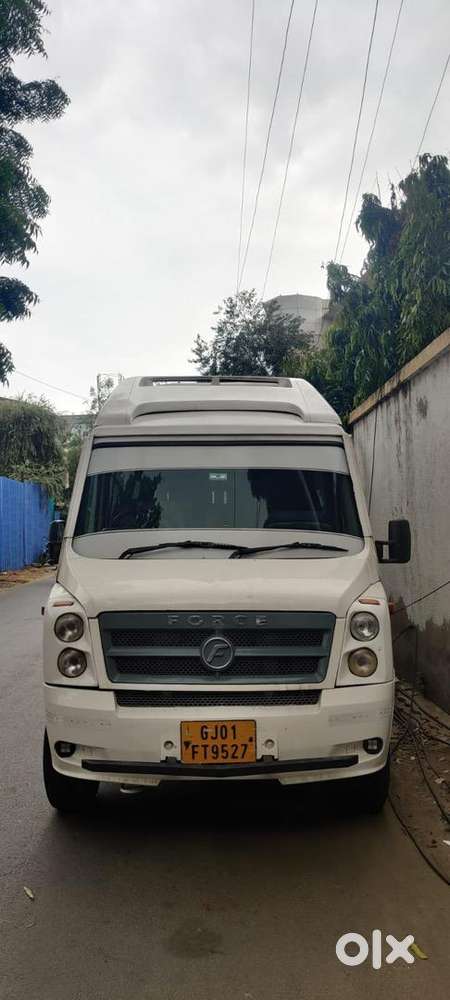 20 Seater Tempo Traveller
