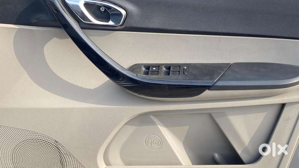 Tata Tiago 1.2 Revotron Xz, 2018, Petrol