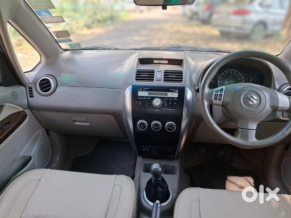 Maruti Suzuki Sx4 Zxi, 2011, Petrol