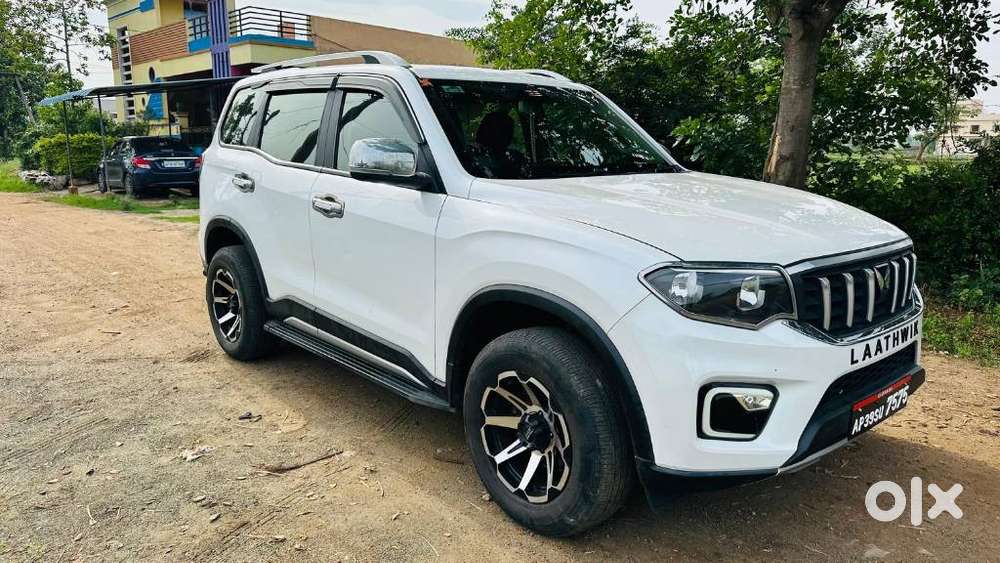 Mahindra Scorpio-n 2.2 Z6 Diesel Mt 7 Str, 2023, Diesel