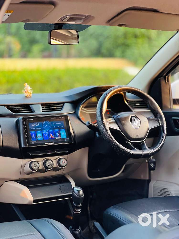 Renault Triber 1.0 Rxe, 2022, Petrol