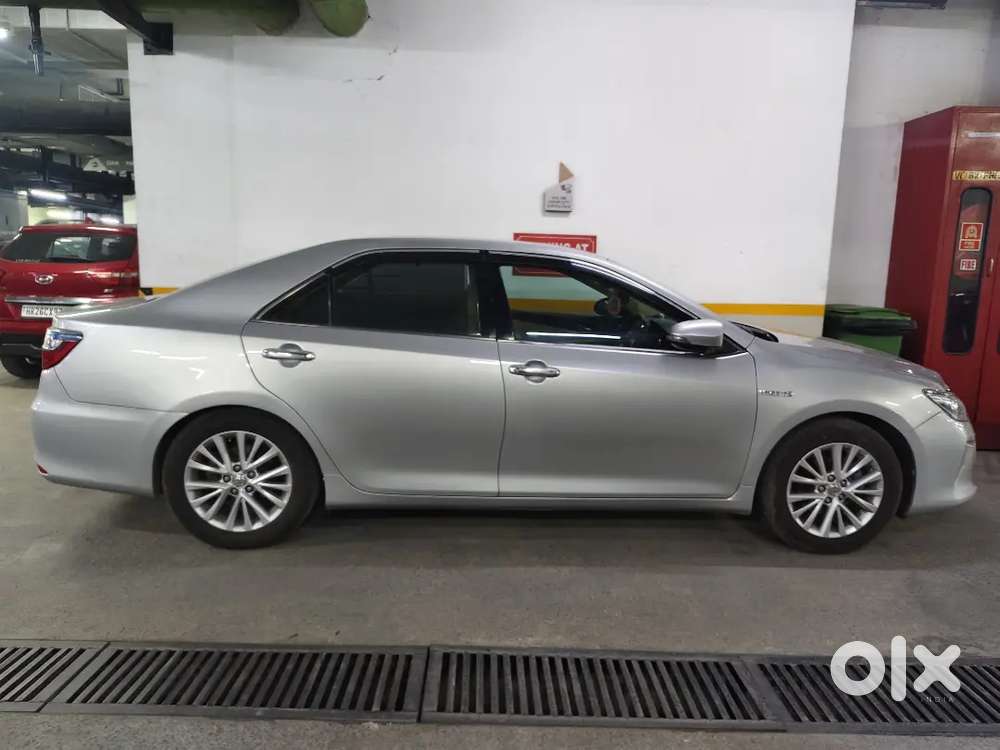 Toyota Camry 2016 Petrol Well Maintained New Tyres Installed