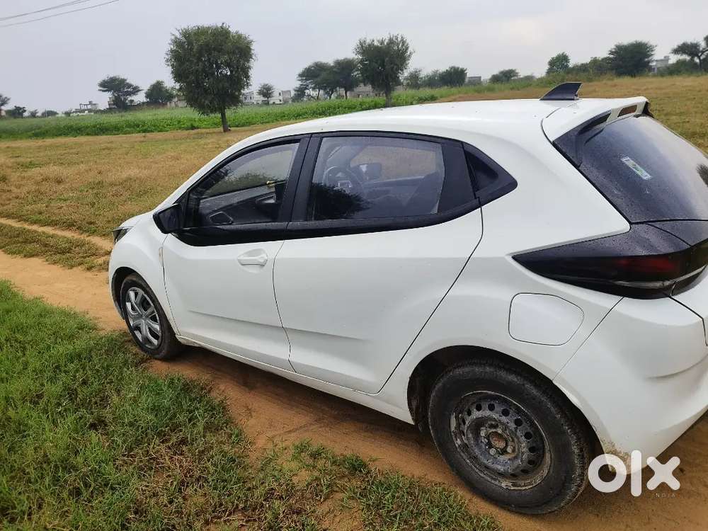 Tata Altroz 2024 Petrol Good Condition