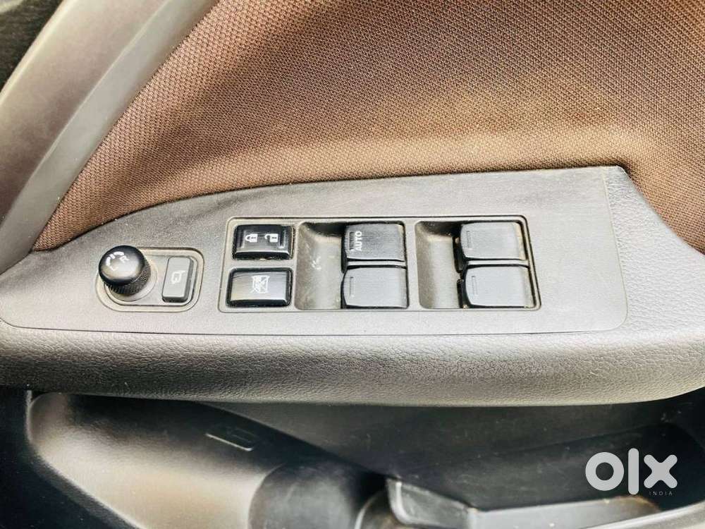 Maruti Suzuki Brezza 1.5 Zxi Plus Smart Hybrid, 2022, Petrol