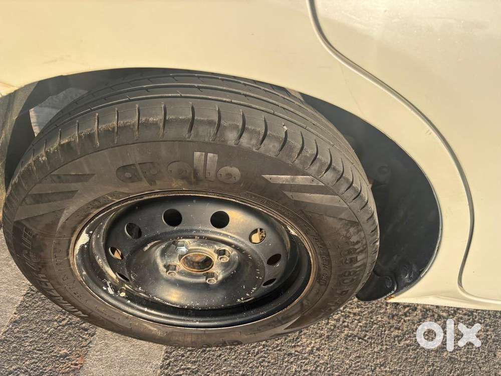 1st Owner Cng Maruti   Dzire  June 2017 With Service Record Km