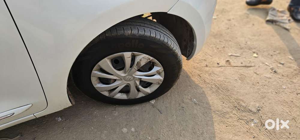 Maruti Suzuki Swift Vxi 1.2 Abs Bs-iv, 2018, Petrol