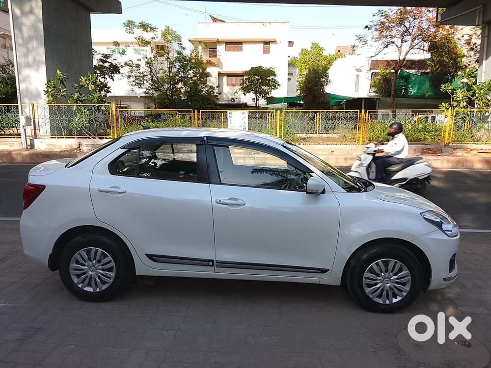 Maruti Suzuki Dzire Vxi Ags, 2018, Petrol