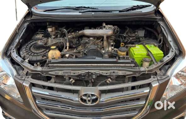 Toyota Innova 2.5 V Diesel 8-seater, 2011, Diesel