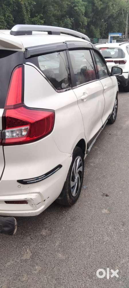 Maruti Suzuki Ertiga 1.5 Vxi, 2022, Cng & Hybrids
