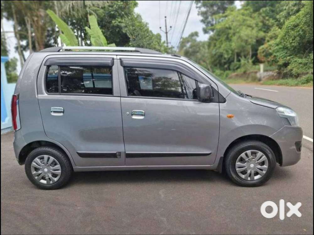 Maruti Suzuki Wagon R Vxi Amt, 2017