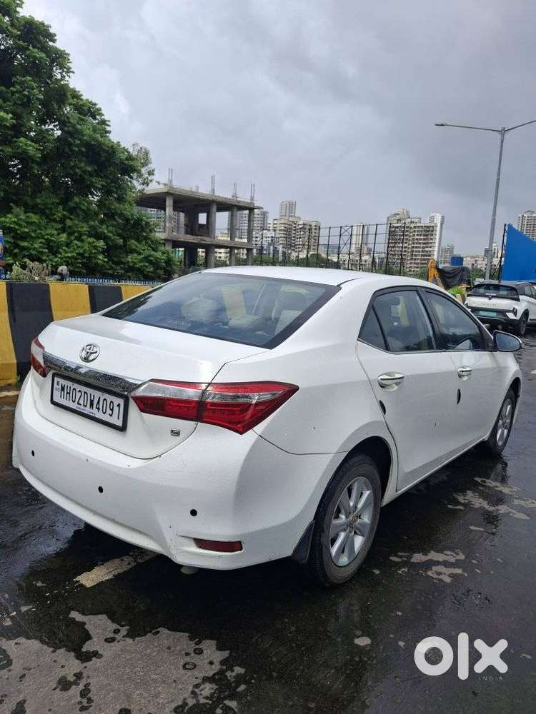 Toyota Corolla Altis G At, 2015, Cng & Hybrids