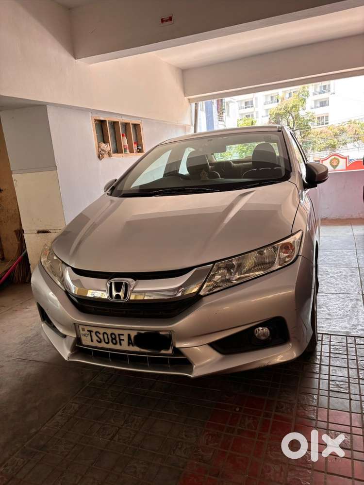 Well Maintained Honda City 2017