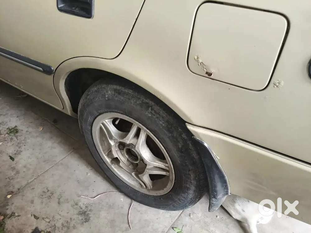 Maruti Suzuki Esteem 1999 Lpg Petrol