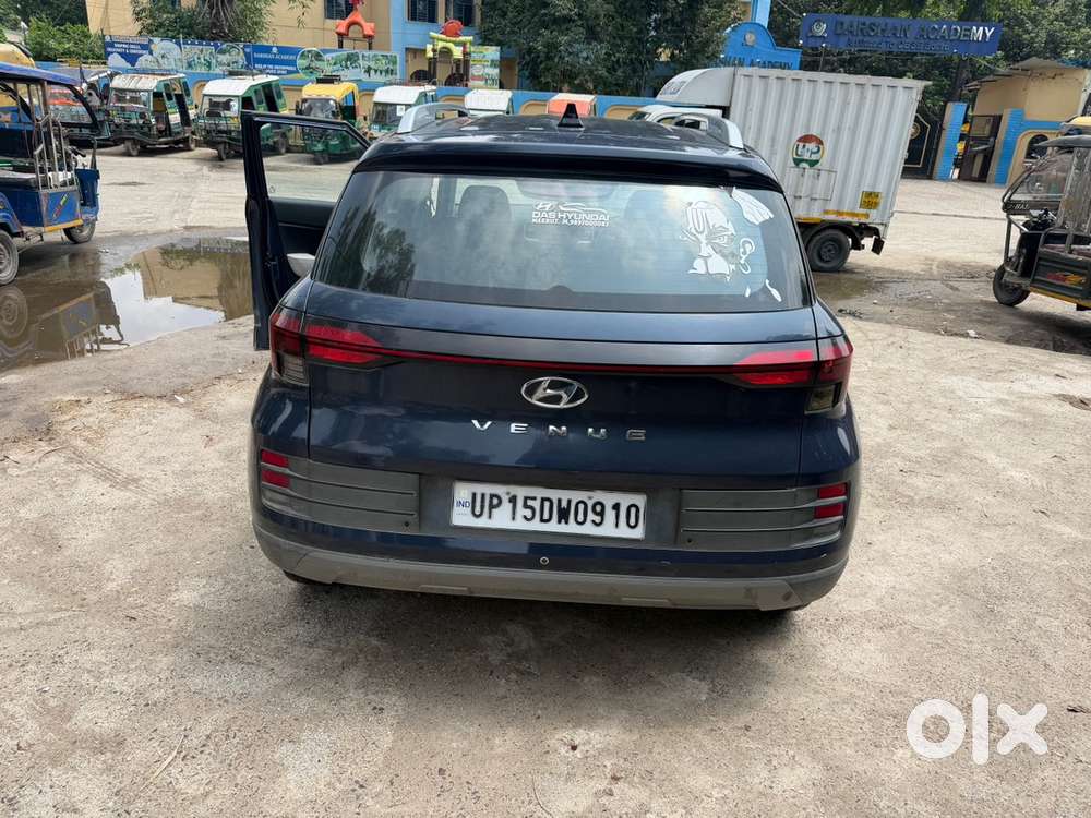 Hyundai Venue Petrol 2022
