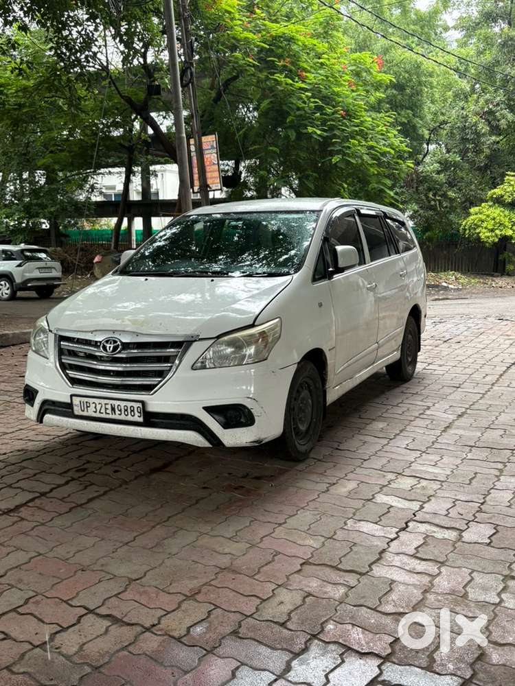 Toyota Innova Diesel 2015 Year
