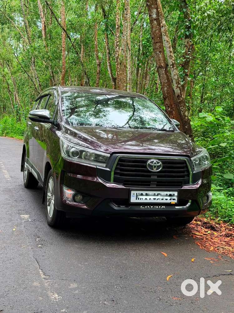 Toyota Innova Crysta 2019 Diesel 75000 Km Driven