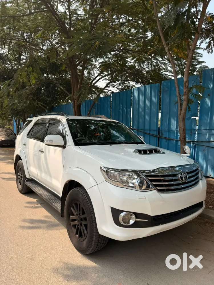 Fortuner With Driver – City & Outstation Booking
Travel In Comfort, Lu